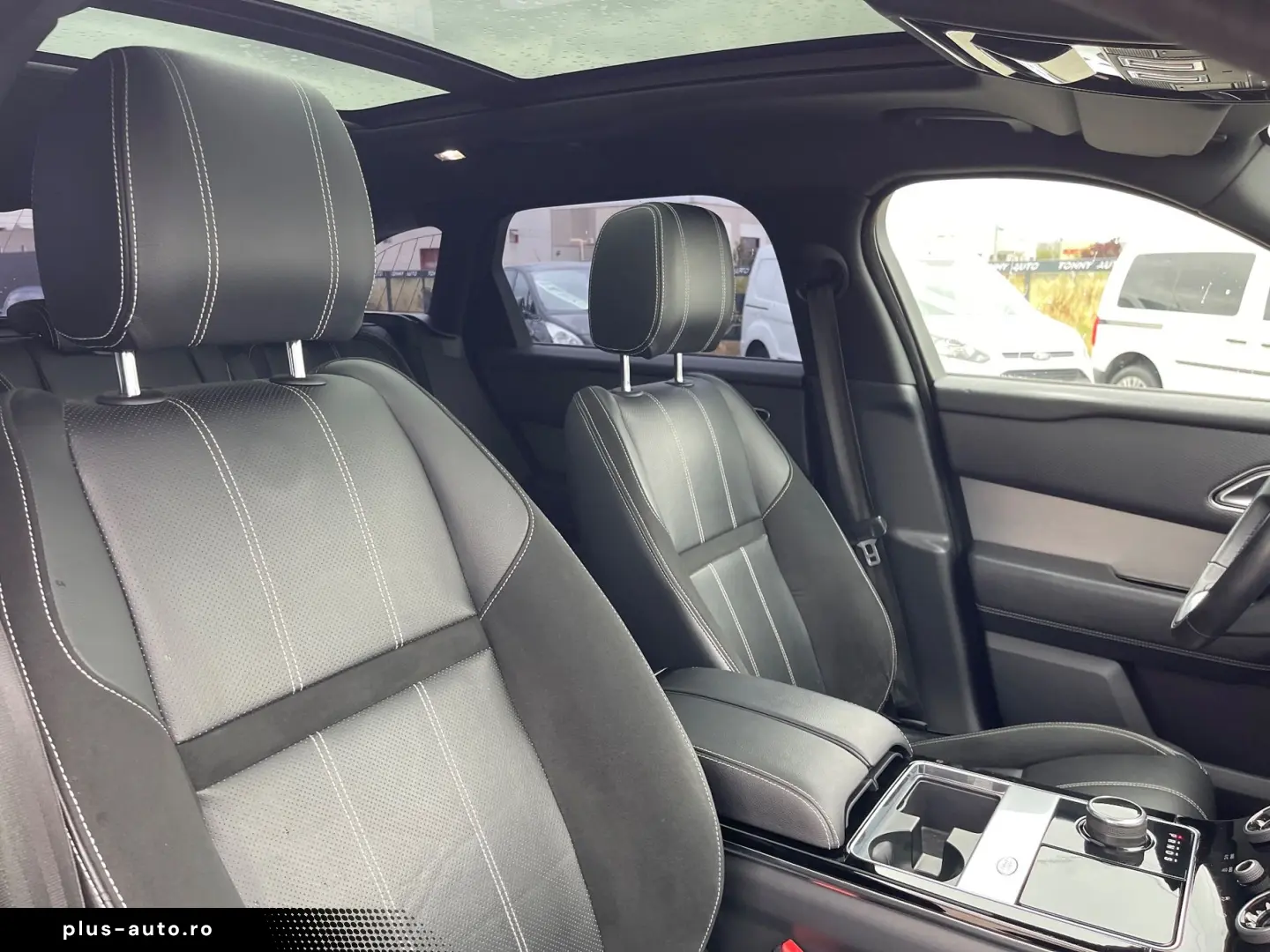 Land-Rover Range-Rover-Velar