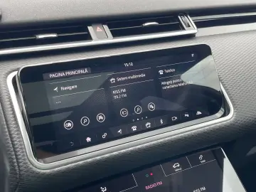Land-Rover Range-Rover-Velar