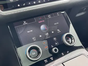 Land-Rover Range-Rover-Velar