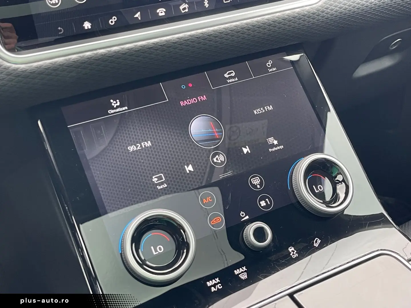 Land-Rover Range-Rover-Velar