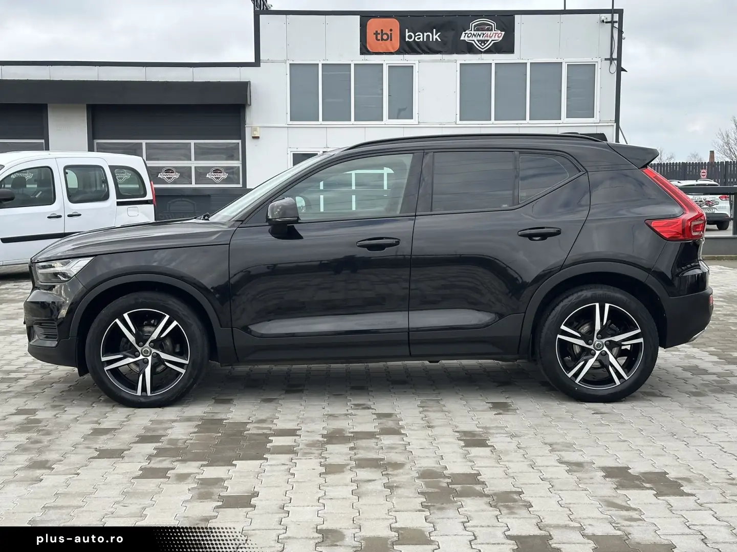 Volvo Xc-40
