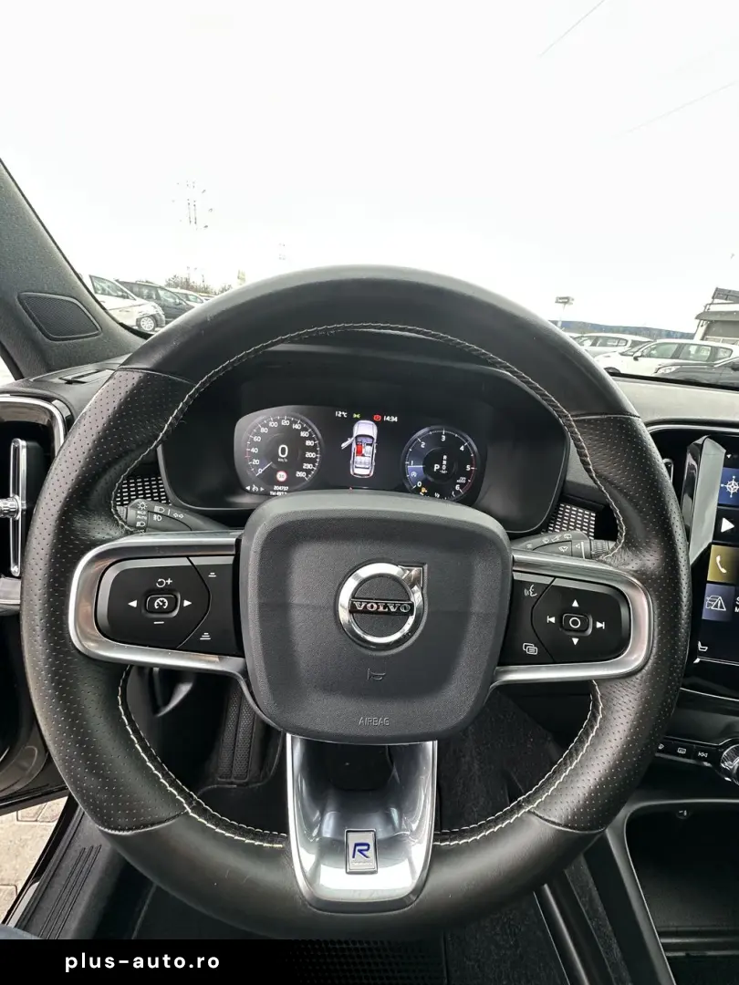 Volvo Xc-40