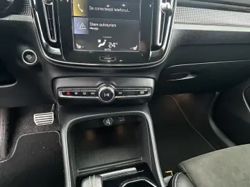 Volvo Xc-40