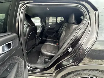 Volvo Xc-40