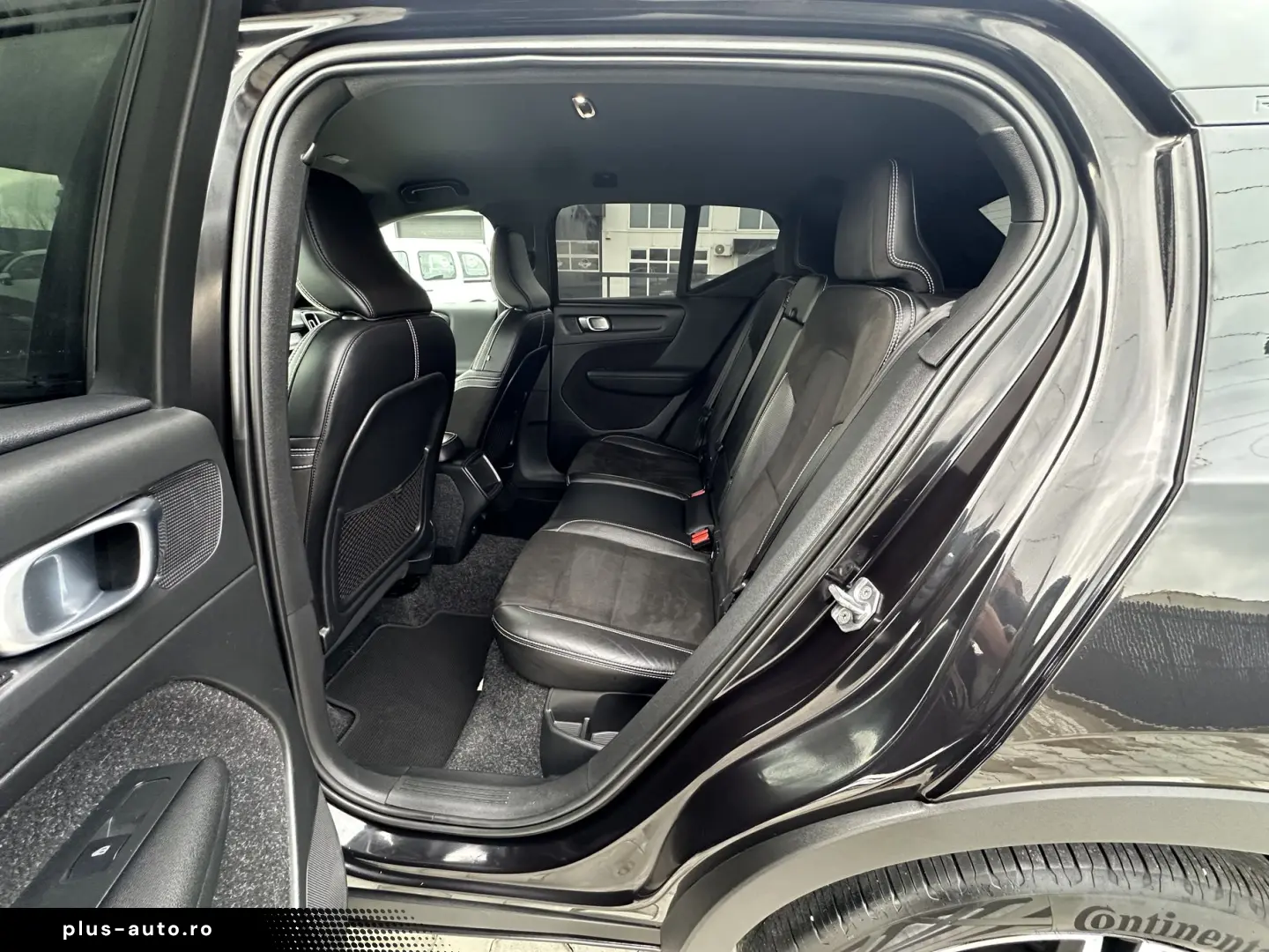 Volvo Xc-40