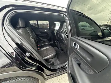 Volvo Xc-40