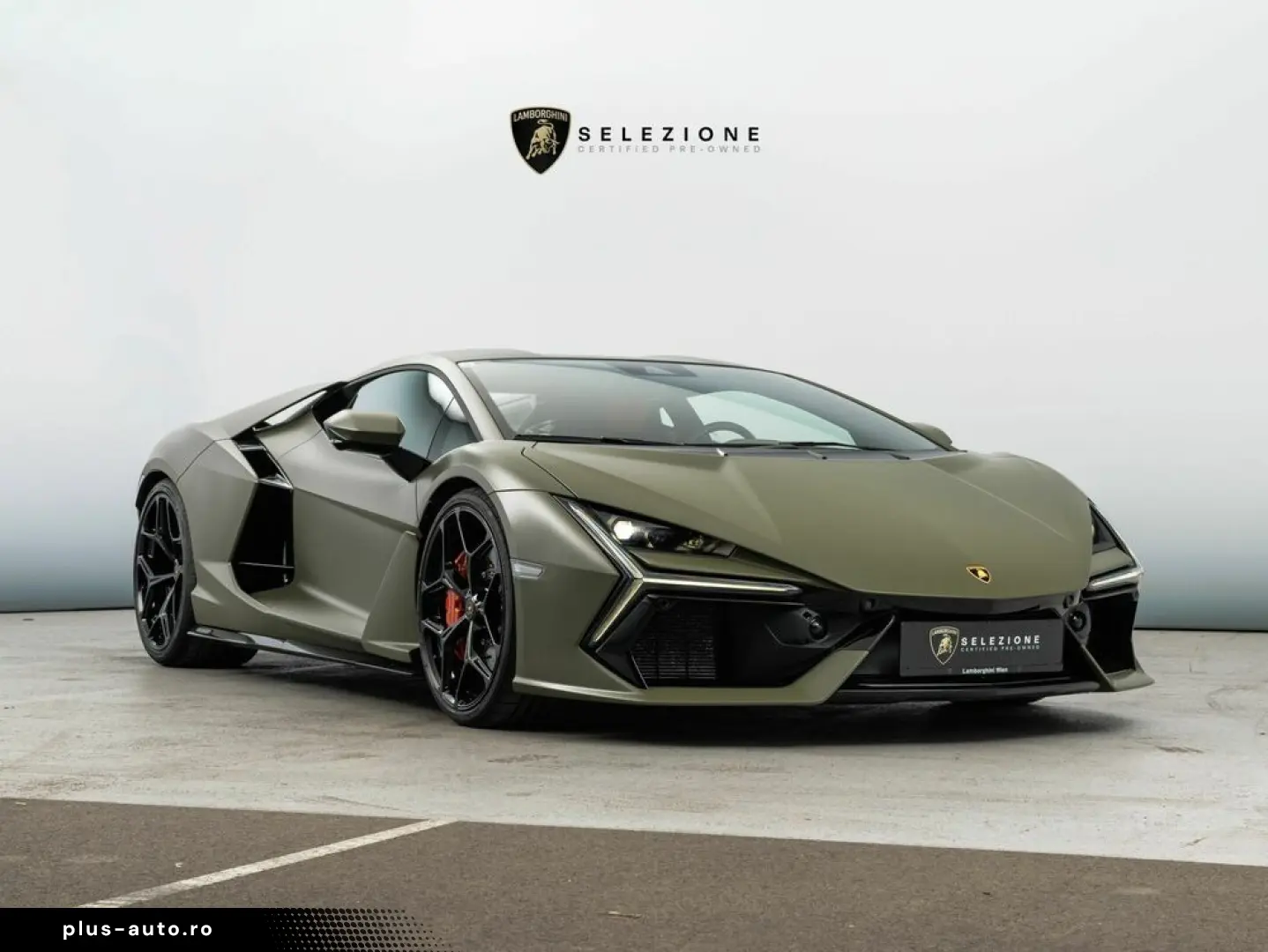 LAMBORGHINI Revuelto V12 Hybrid   e-DCT   1015 PS