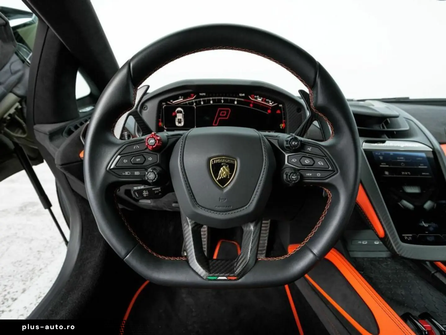 LAMBORGHINI Revuelto V12 Hybrid   e-DCT   1015 PS