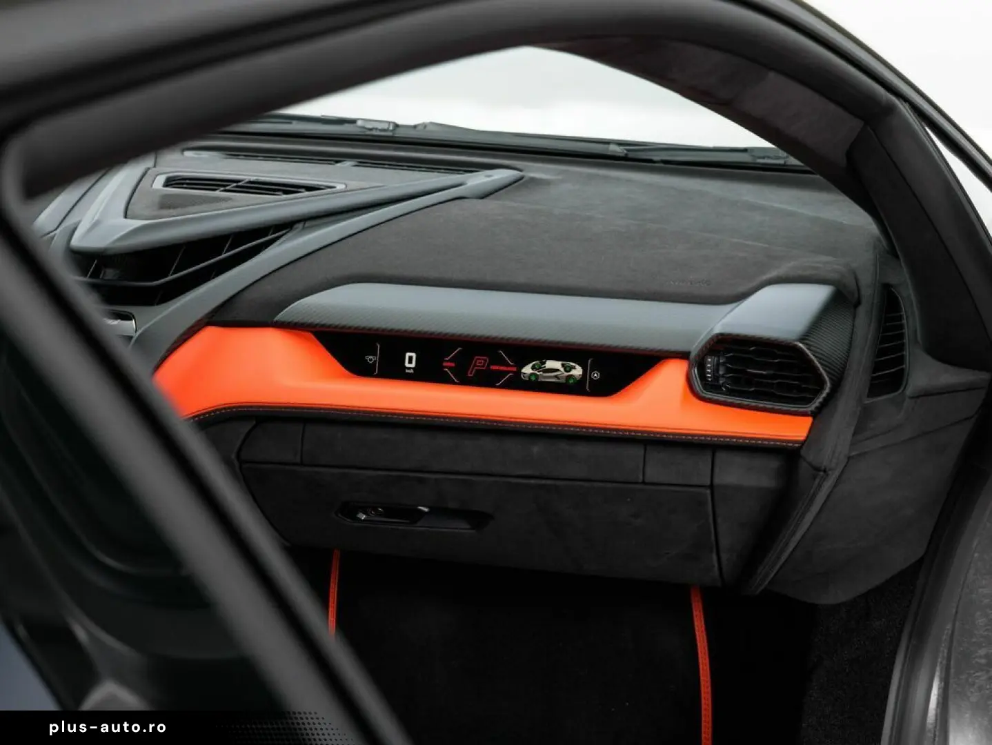 LAMBORGHINI Revuelto V12 Hybrid   e-DCT   1015 PS