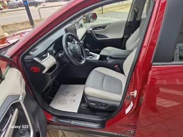 Toyota Rav-4