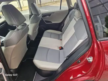 Toyota Rav-4