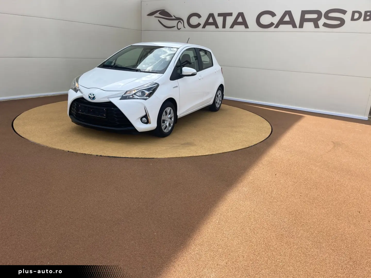 Toyota Yaris 1.5VVT  100CP Front Assist  Camera  Navi Scaune