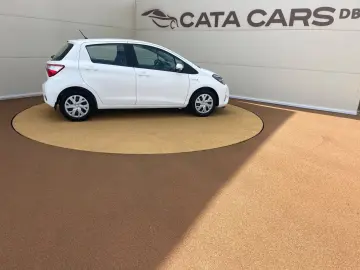 Toyota Yaris 1.5VVT  100CP Front Assist  Camera  Navi Scaune