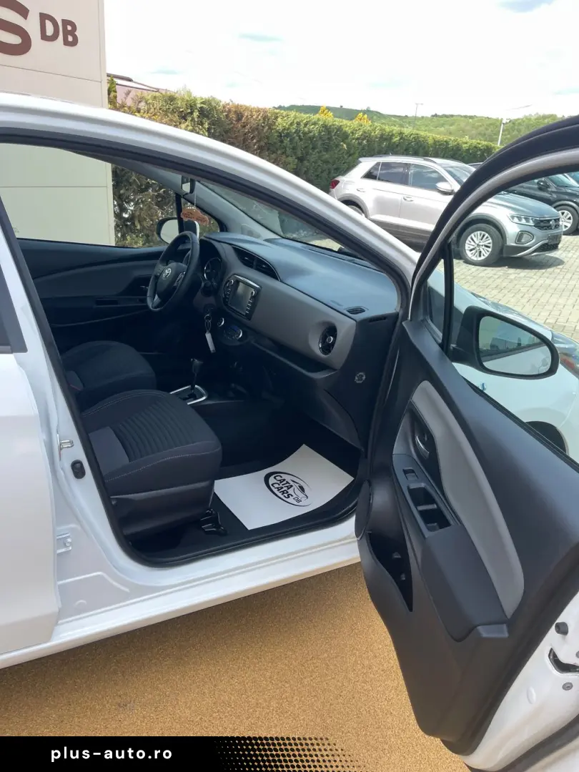 Toyota Yaris 1.5VVT  100CP Front Assist  Camera  Navi Scaune
