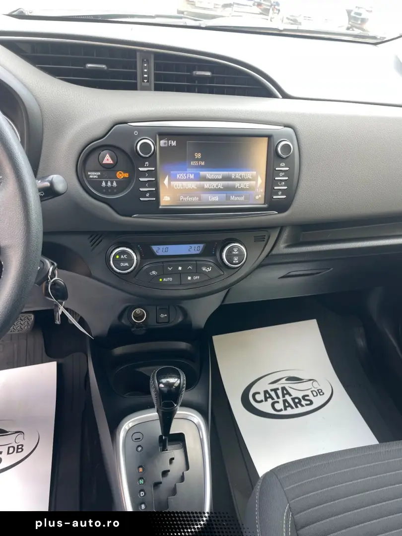 Toyota Yaris 1.5VVT  100CP Front Assist  Camera  Navi Scaune