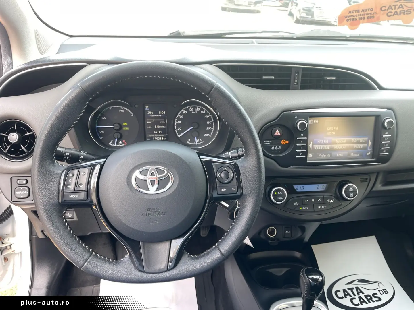 Toyota Yaris 1.5VVT  100CP Front Assist  Camera  Navi Scaune