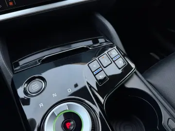 Kia Sportage 1.6 GT-Line Premium 4WD Plug-in Hybrid   Credit