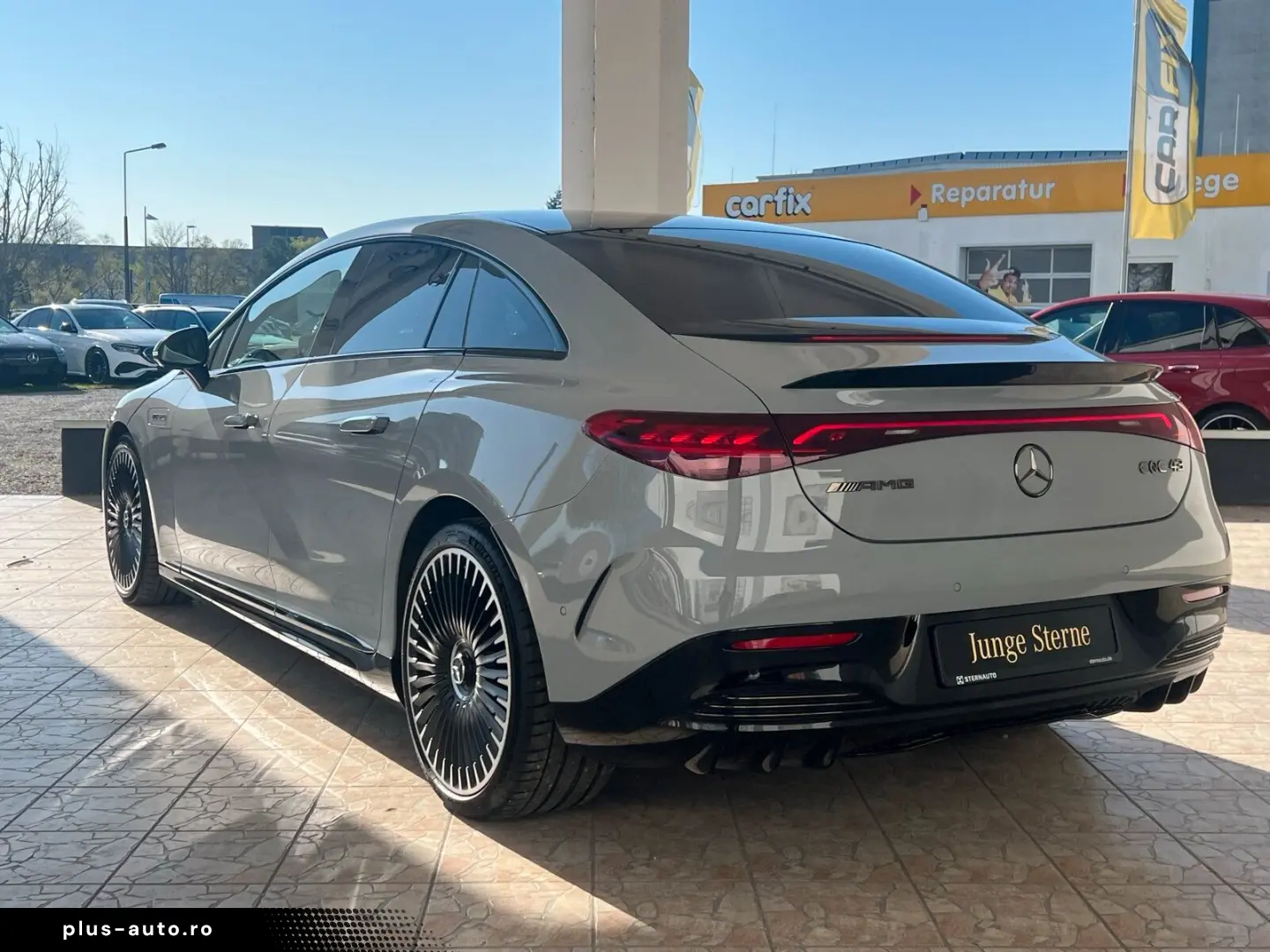 MERCEDES-BENZ EQE 43 AMG 4M Pano-Dach Distronic Memo&hellip;