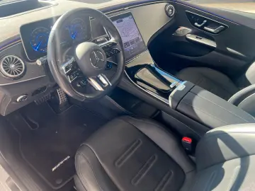 MERCEDES-BENZ EQE 43 AMG 4M Pano-Dach Distronic Memo&hellip;