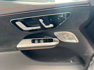 MERCEDES-BENZ EQE 43 AMG 4M Pano-Dach Distronic Memo&hellip;