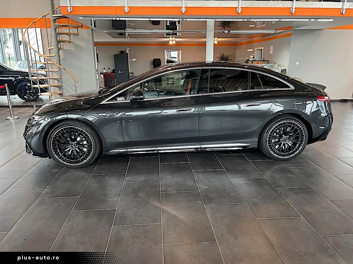 MERCEDES-BENZ EQE AMG 43 4Matic