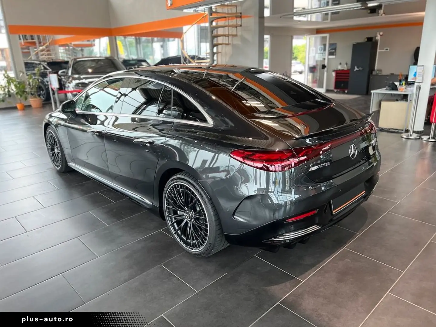 MERCEDES-BENZ EQE AMG 43 4Matic