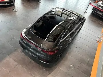 MERCEDES-BENZ EQE AMG 43 4Matic