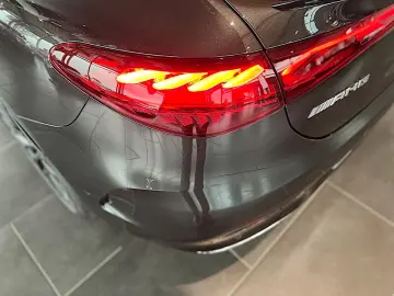 MERCEDES-BENZ EQE AMG 43 4Matic