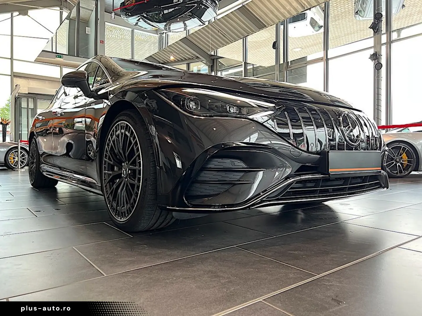 MERCEDES-BENZ EQE AMG 43 4Matic