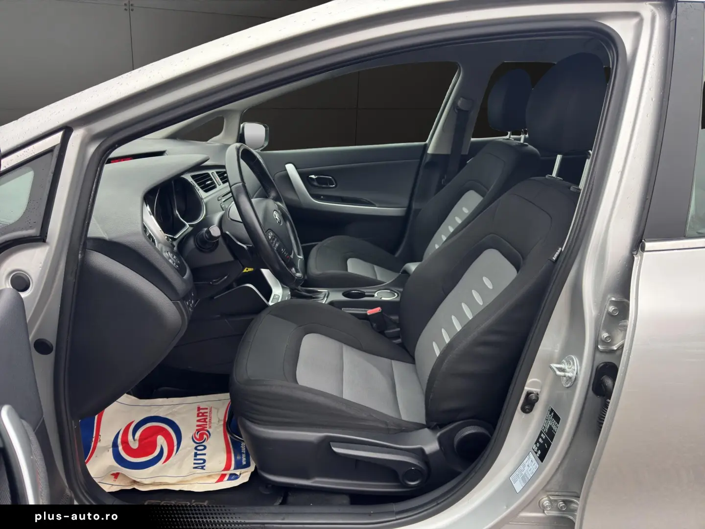 Kia Cee'd - Garantie! Km. certificati! Rate fara avans!
