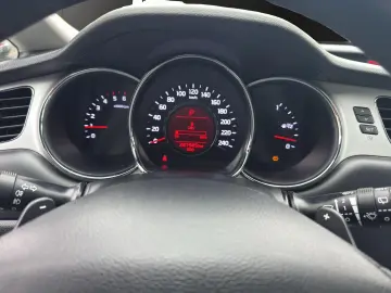 Kia Cee'd - Garantie! Km. certificati! Rate fara avans!