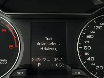 AUDI A4 2.0 TDI S-LINE SPORTPAKET PLUS