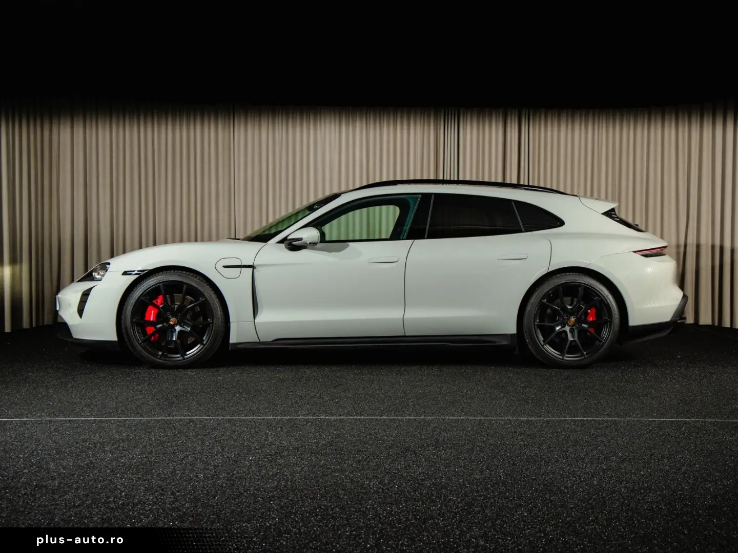 PORSCHE Taycan GTS ST   BOSE  Sport Design  Chrono  HU