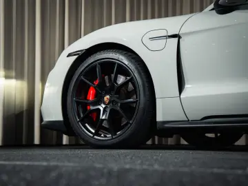 PORSCHE Taycan GTS ST   BOSE  Sport Design  Chrono  HU