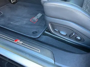 AUDI e-tron GT RS quattro 21  Carbon B&O Laser LUFT