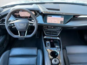 AUDI e-tron GT RS quattro 21  Carbon B&O Laser LUFT