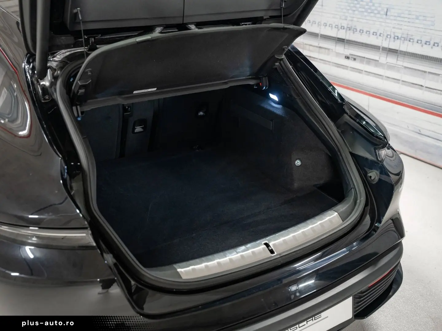 PORSCHE Taycan 4S Sport Turismo Abstandsregeltempostat