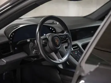 PORSCHE Taycan 4S Sport Turismo Abstandsregeltempostat