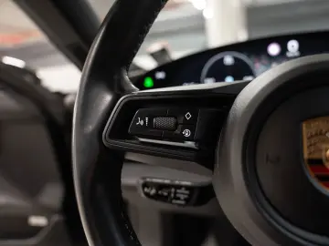PORSCHE Taycan 4S Sport Turismo Abstandsregeltempostat