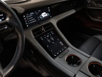PORSCHE Taycan 4S Sport Turismo Abstandsregeltempostat