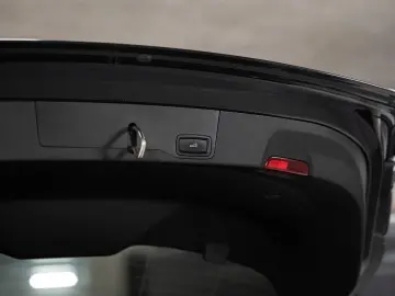 PORSCHE Taycan 4S Sport Turismo Abstandsregeltempostat