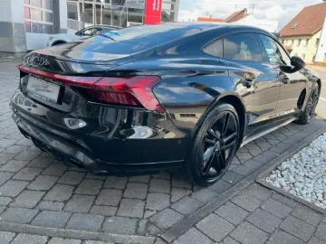 AUDI RS e-tron GT quattro 440kW PANO 360  Carbon