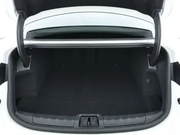 PORSCHE Taycan 93 4 kWh LED Navi Perf.-Batt.  CAM