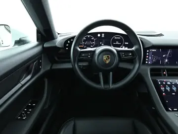 PORSCHE Taycan 93 4 kWh LED Navi Perf.-Batt.  CAM
