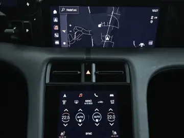 PORSCHE Taycan 93 4 kWh LED Navi Perf.-Batt.  CAM