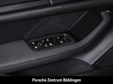 PORSCHE Taycan InnoDrive Surround-View Sitzbelüftung
