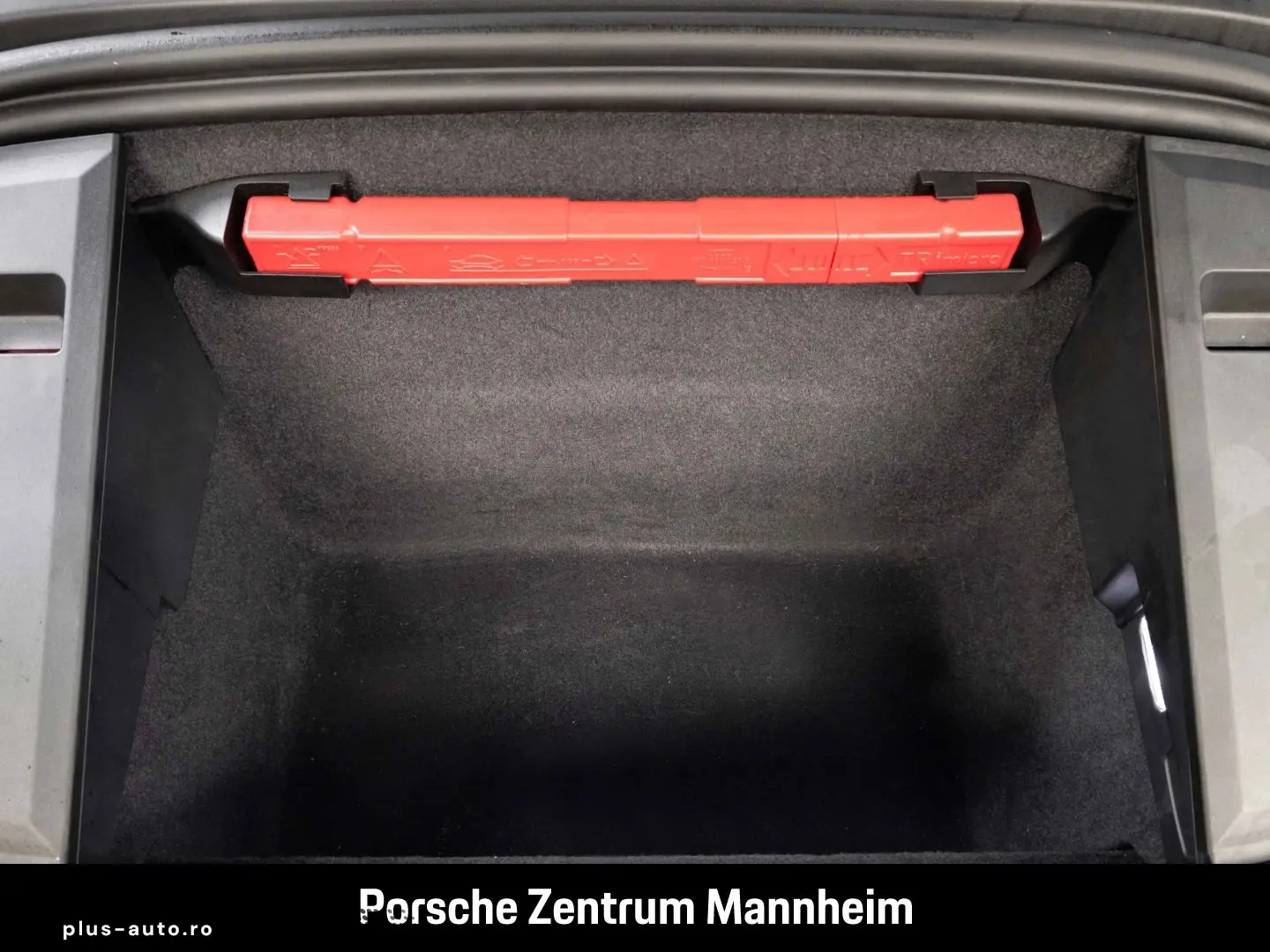 PORSCHE Taycan 4S Head Up 14-Wege Range Manager Umgebung
