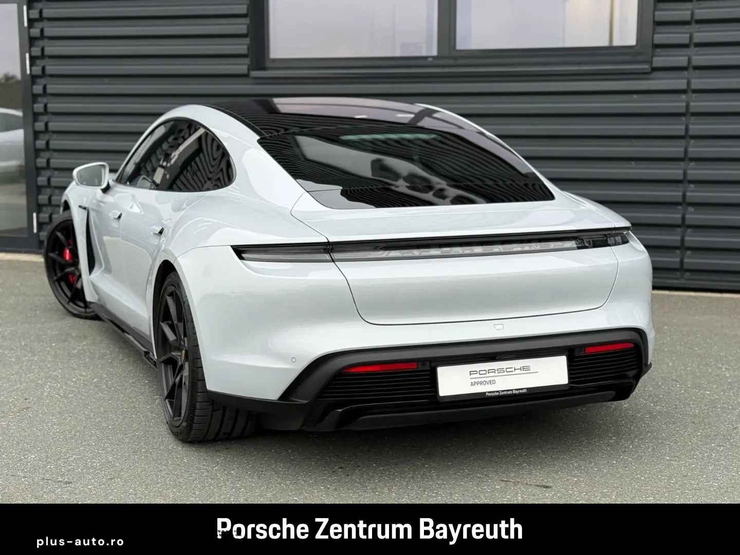 PORSCHE Taycan GTS  PDCC HeadUp Hinterachlenkung