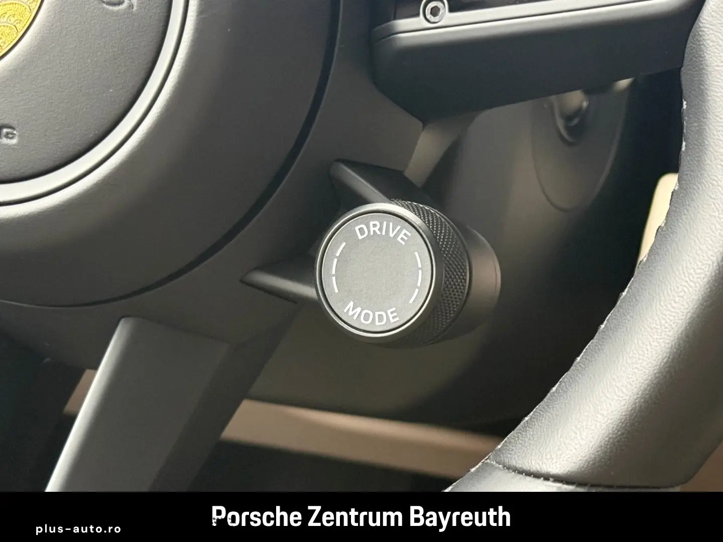 PORSCHE Taycan GTS  PDCC HeadUp Hinterachlenkung