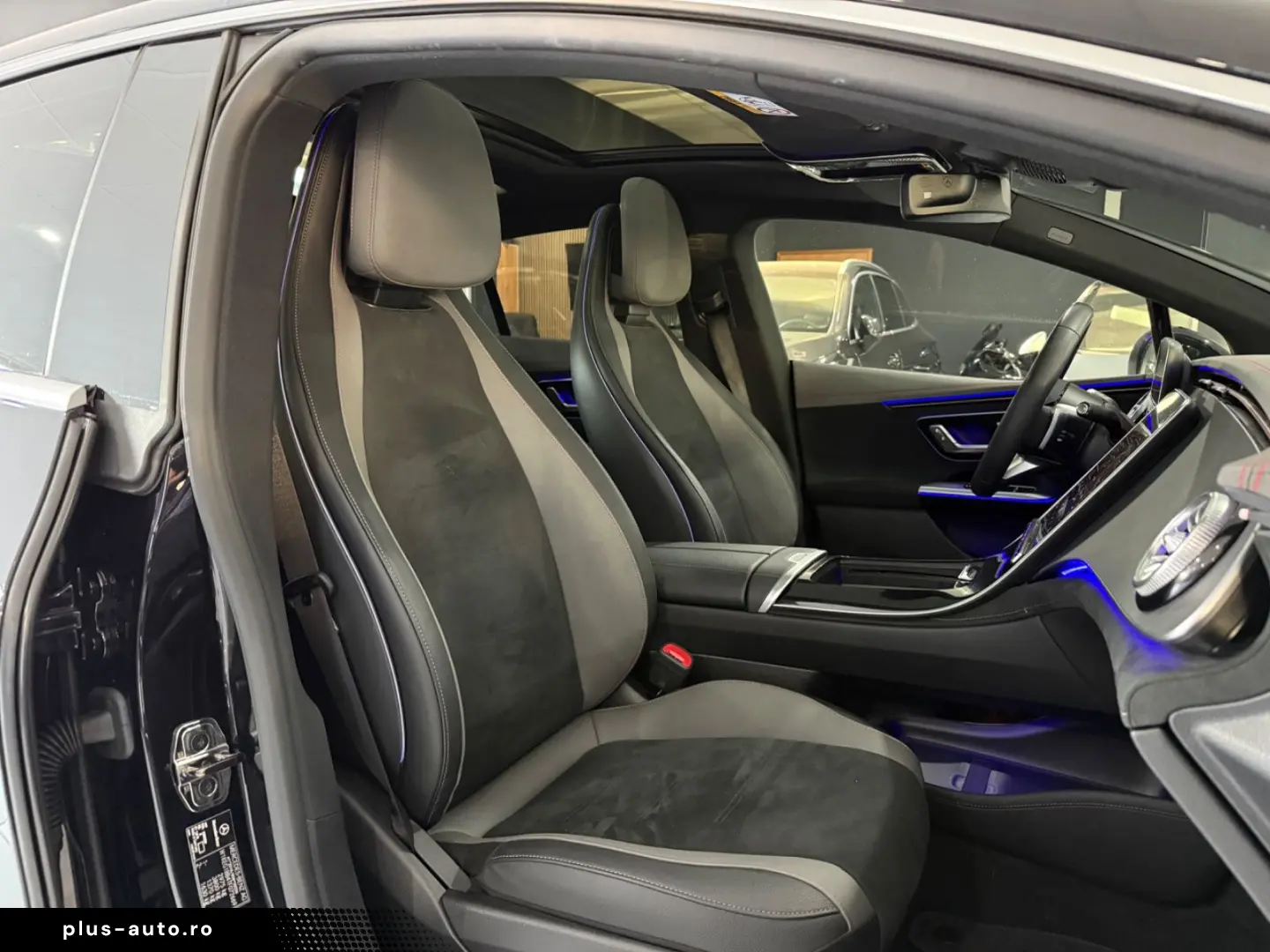 MERCEDES-BENZ EQE 300 AMG-LINE PANO MEMORY KAMERA AH&hellip;